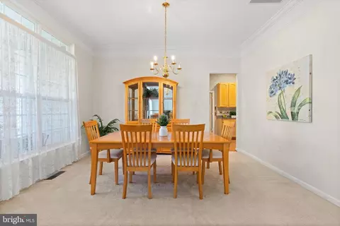 Dining - 27 Chatham Ct, Berlin, MD 21811 photo 5 of 5