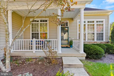 Exterior - 27 Chatham Ct, Berlin, MD 21811 photo 6 of 7