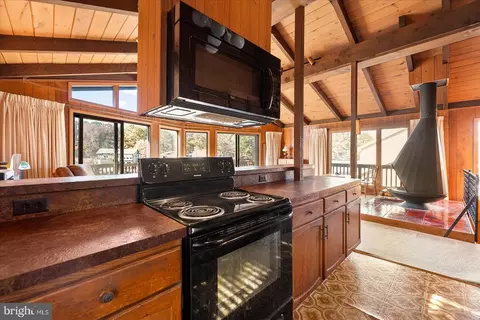 Kitchen - 3 Moonshell Dr, Ocean Pines, MD 21811 photo 5 of 5