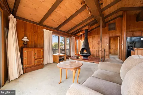 Living - 3 Moonshell Dr, Ocean Pines, MD 21811 photo 4 of 9