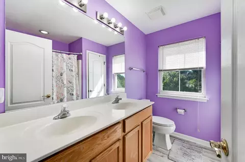 Bath - 211 Enterprise Dr, Berlin, MD 21811 photo 1 of 2