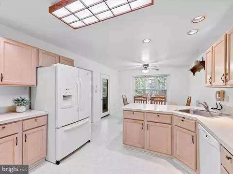174 Ocean Pkwy, Ocean Pines, MD 21811 photo 4