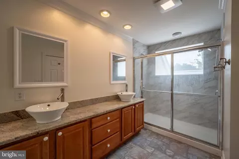 Bath - 9313 Ten Point Ct, Ocean City, MD 21842 photo 3 of 3