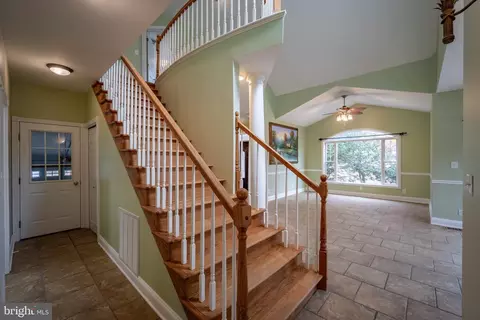 Entry Way - 9313 Ten Point Ct, Ocean City, MD 21842 photo 2 of 6