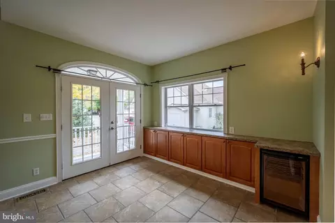 Entry Way - 9313 Ten Point Ct, Ocean City, MD 21842 photo 5 of 6