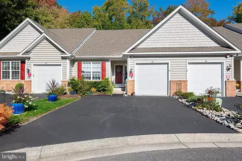 25 Arcadia Ct, Ocean Pines, MD 21811