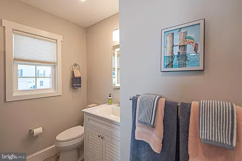 Bath - 21 Harborview Dr, Ocean Pines, MD 21811 photo 2 of 19