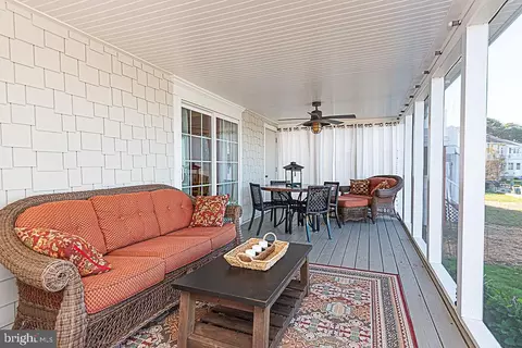 Exterior - 21 Harborview Dr, Ocean Pines, MD 21811 photo 8 of 14