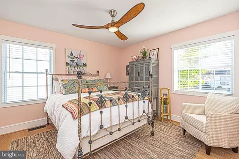 Bedroom - 21 Harborview Dr, Ocean Pines, MD 21811 photo 1 of 18