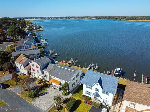 View/Area - 21 Harborview Dr, Ocean Pines, MD 21811 photo 2 of 15