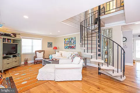 Living - 21 Harborview Dr, Ocean Pines, MD 21811 photo 2 of 6