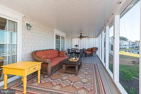 Exterior - 21 Harborview Dr, Ocean Pines, MD 21811 photo 7 of 14