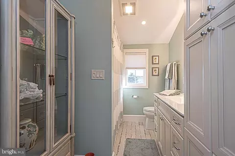 Bath - 21 Harborview Dr, Ocean Pines, MD 21811 photo 7 of 19