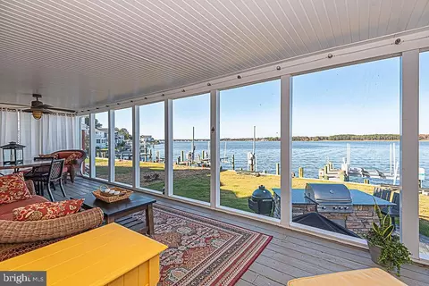 Exterior - 21 Harborview Dr, Ocean Pines, MD 21811 photo 6 of 14