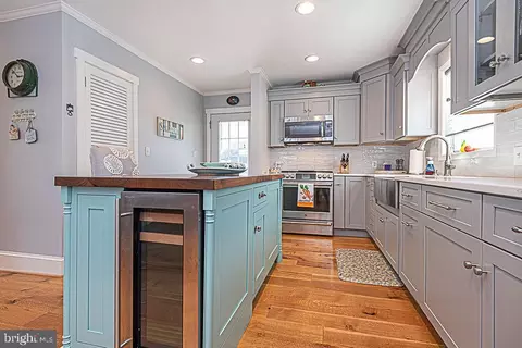 Kitchen - 21 Harborview Dr, Ocean Pines, MD 21811 photo 5 of 8