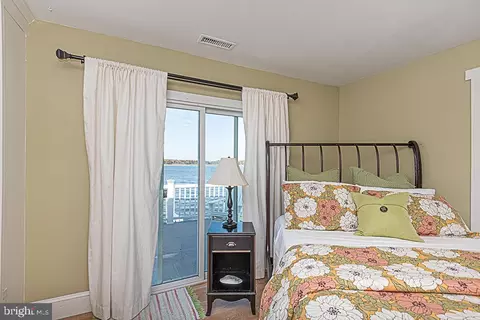Bedroom - 21 Harborview Dr, Ocean Pines, MD 21811 photo 11 of 18
