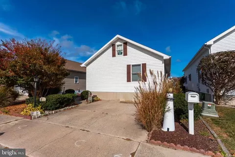 118 Peach Tree Rd, Ocean City, MD 21842