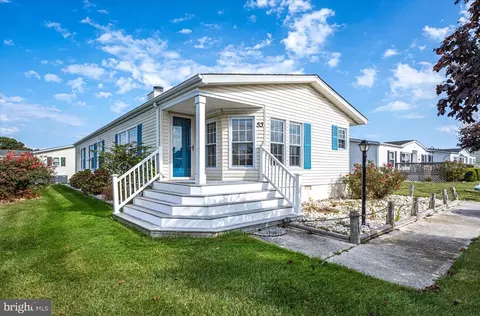 53 Anchor Way Dr, Berlin, MD 21811