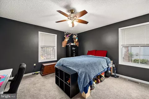 Bedroom - 139 Pinehurst Rd, Berlin, MD 21811 photo 2 of 17