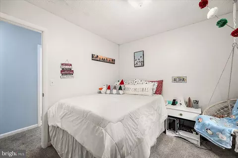 Bedroom - 139 Pinehurst Rd, Berlin, MD 21811 photo 5 of 17