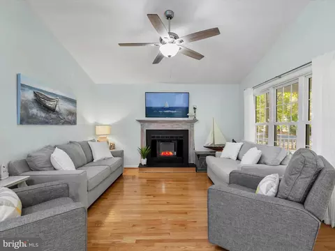 40 Martinique Cir, Ocean Pines, MD 21811 photo 5