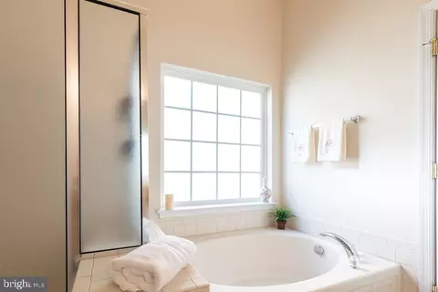 Bath - 22 Chatham Ct, Ocean Pines, MD 21811 photo 2 of 6