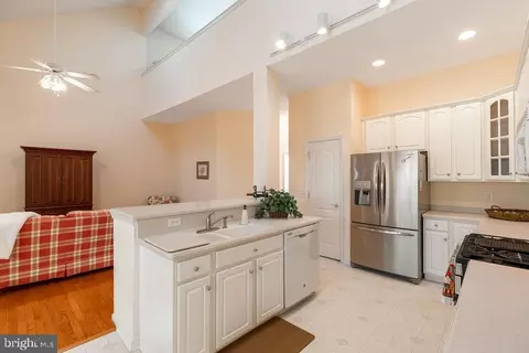 Kitchen - 22 Chatham Ct, Ocean Pines, MD 21811 photo 2 of 3