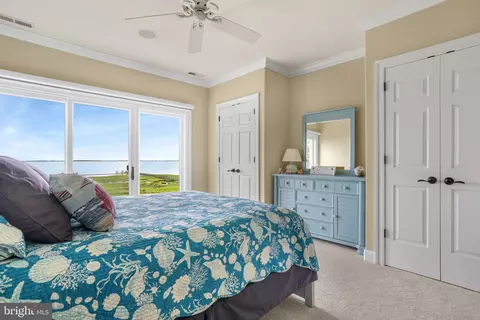 Bedroom - 6008 S Point Rd, Berlin, MD 21811 photo 11 of 15