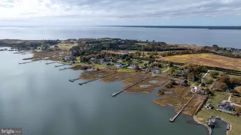 View/Area - 6008 S Point Rd, Berlin, MD 21811 photo 9 of 16