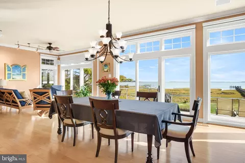 Dining - 6008 S Point Rd, Berlin, MD 21811 photo 1 of 4