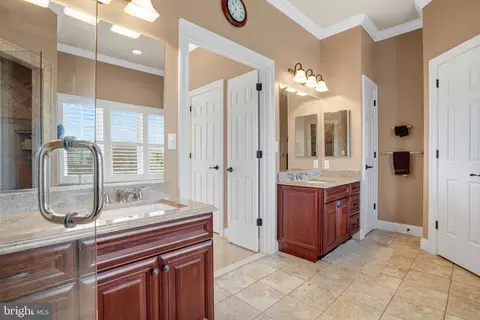Entry Way - 6008 S Point Rd, Berlin, MD 21811 photo 1 of 2