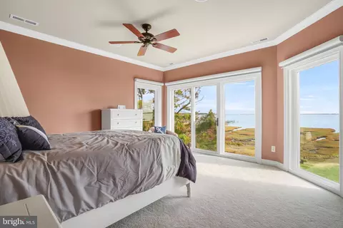 Bedroom - 6008 S Point Rd, Berlin, MD 21811 photo 7 of 15