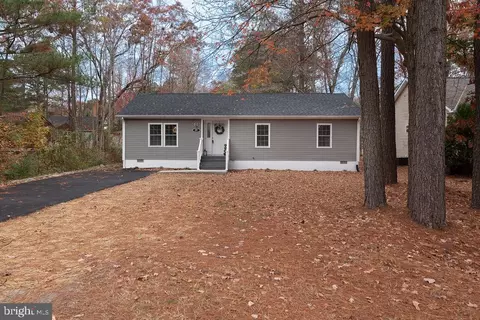 29 Quarter Staff Pl, Ocean Pines, MD 21811