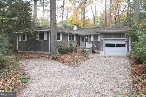35 Brookside Rd, Ocean Pines, MD 21811