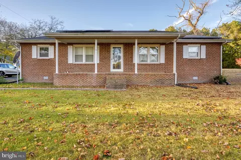 213 S Ross St, Snow Hill, MD 21863