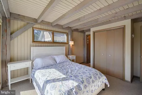 Bedroom - 38 Lookout Pt, Ocean Pines, MD 21811 photo 2 of 6