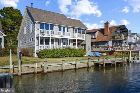 Exterior - 38 Lookout Pt, Ocean Pines, MD 21811 photo 8 of 9