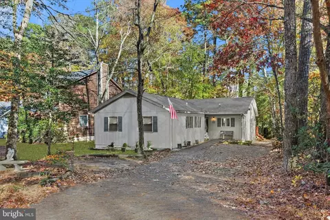 22 Rabbit Run Ln, Ocean Pines, MD 21811
