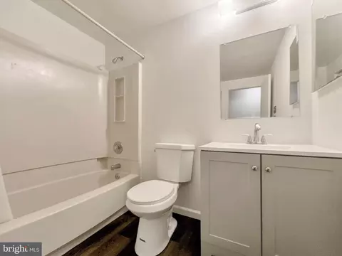Bath - 1 Windward Ct, Ocean Pines, MD 21811 photo 2 of 4