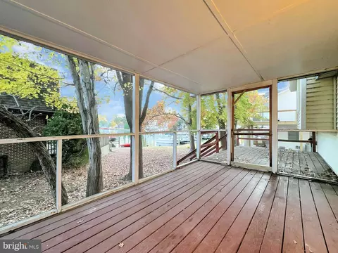 Exterior - 1 Windward Ct, Ocean Pines, MD 21811 photo 3 of 6