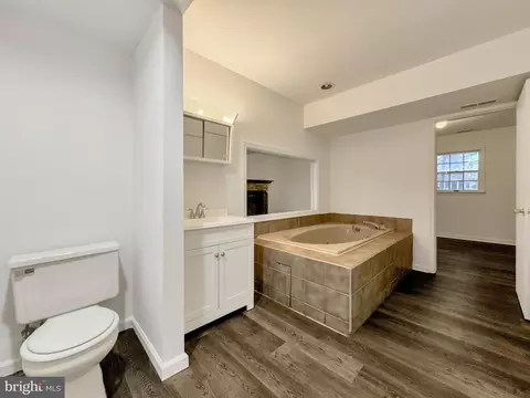 Bath - 1 Windward Ct, Ocean Pines, MD 21811 photo 4 of 4