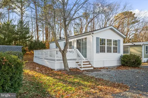 456 Timberline Cir, Berlin, MD 21811