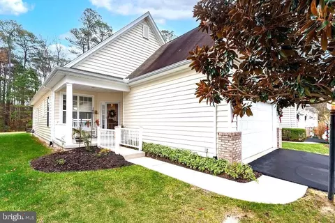 21 Long Point Ct, Ocean Pines, MD 21811