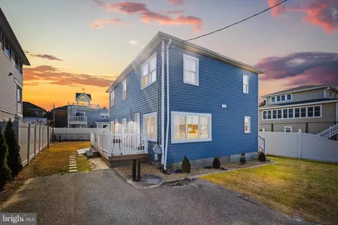 12924 Swordfish Dr, Ocean City, MD 21842