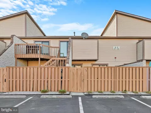 105 120th St #42, Ocean City, MD 21842