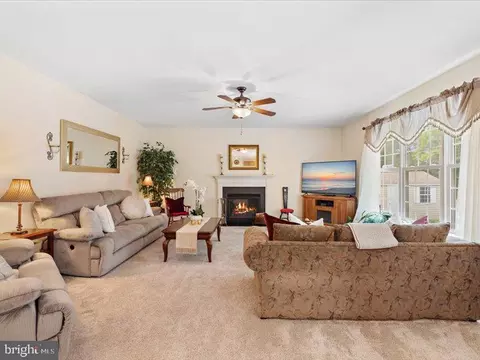 Living - 10831 Griffin Rd, Berlin, MD 21811 photo 1 of 4