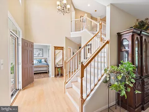 Entry Way - 10831 Griffin Rd, Berlin, MD 21811 photo 4 of 6