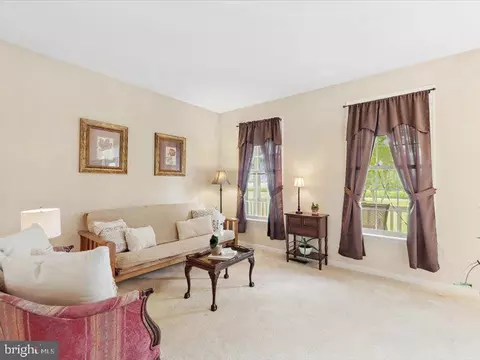 Living - 10831 Griffin Rd, Berlin, MD 21811 photo 3 of 4