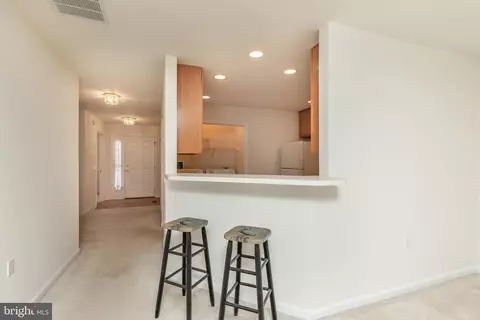 Entry Way - 20 Hatteras St, Ocean Pines, MD 21811 photo 3 of 5