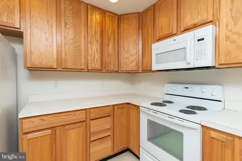 Kitchen - 20 Hatteras St, Ocean Pines, MD 21811 photo 2 of 2